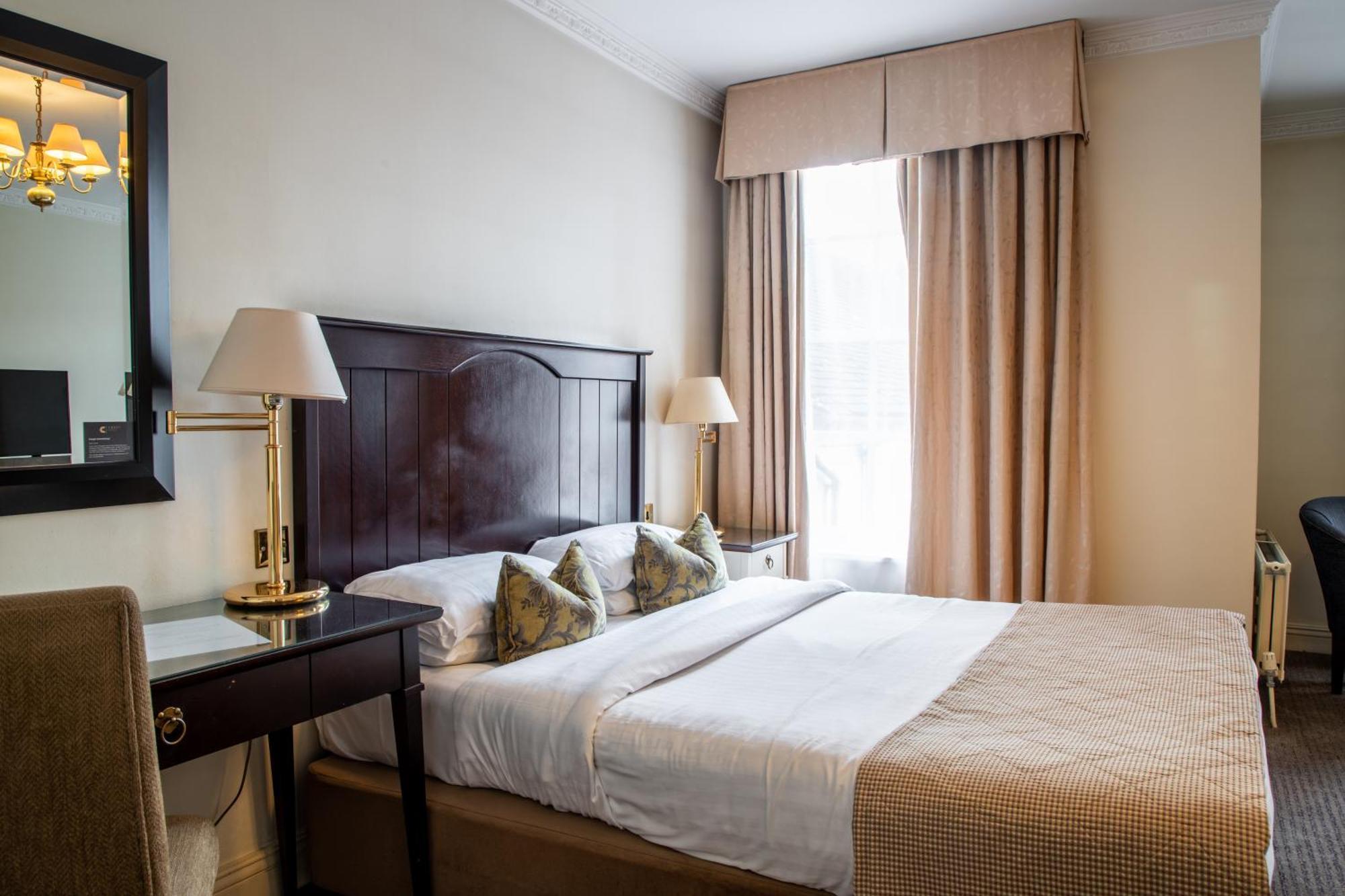 Park House Hotel Шіфнал Екстер'єр фото